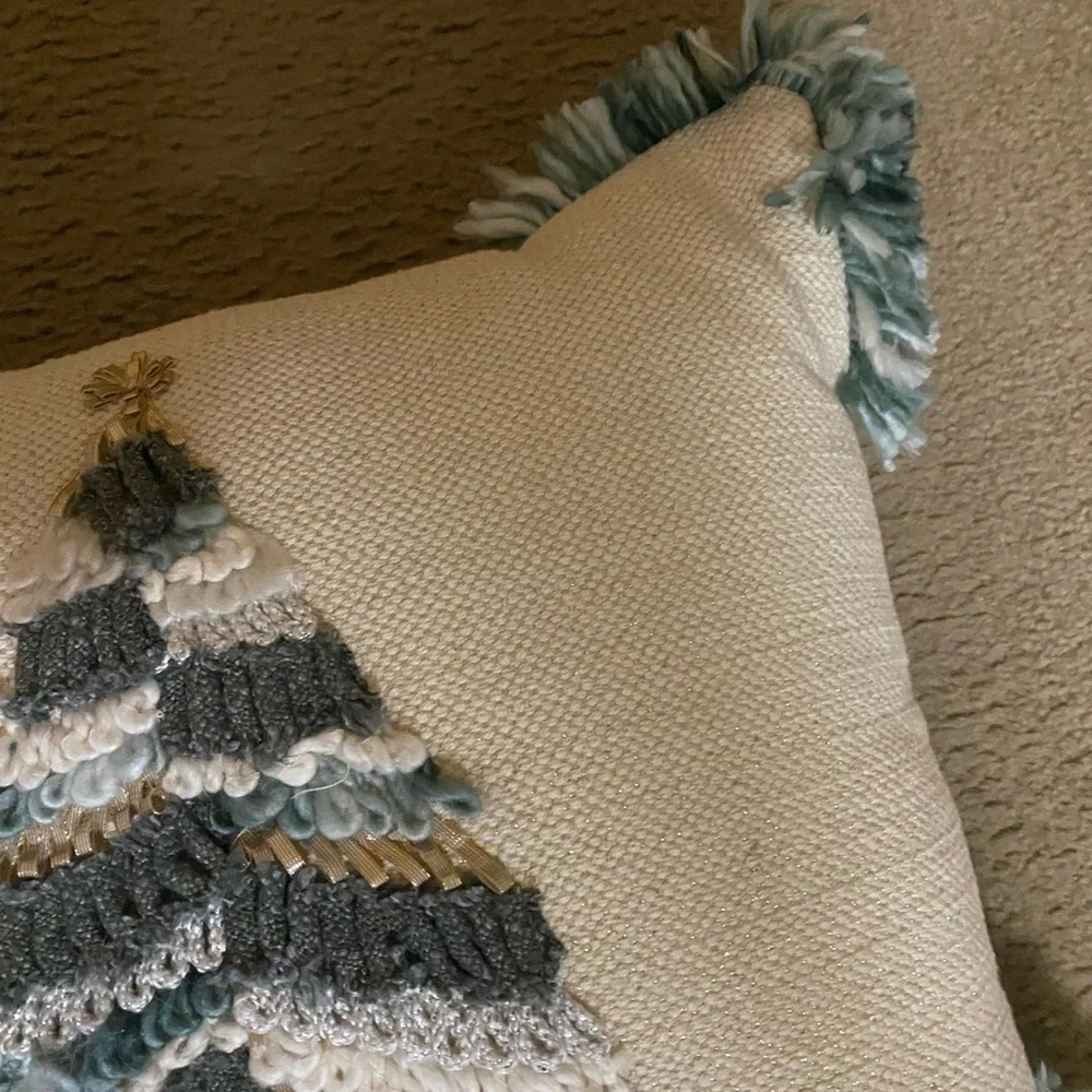 3D Yarn Knit Woven Tassel Christmas Tree Sage Green Decorative Pillow 18”x18”